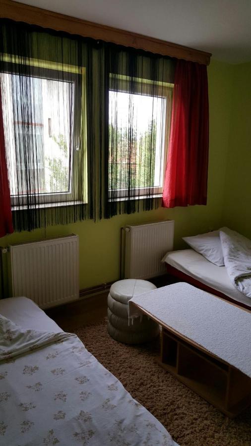 Apartmani Malina 3 Bijeljina Exterior foto