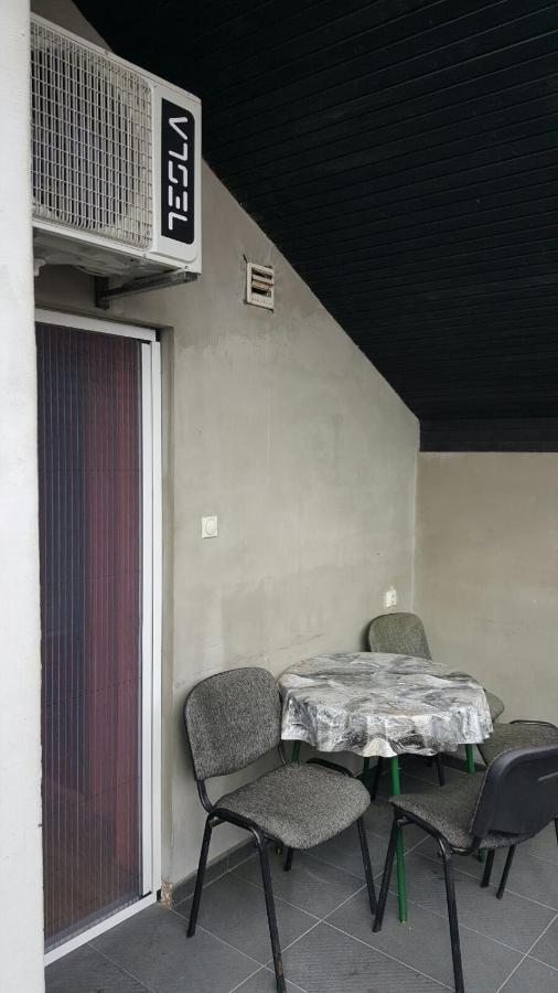 Apartmani Malina 3 Bijeljina Exterior foto